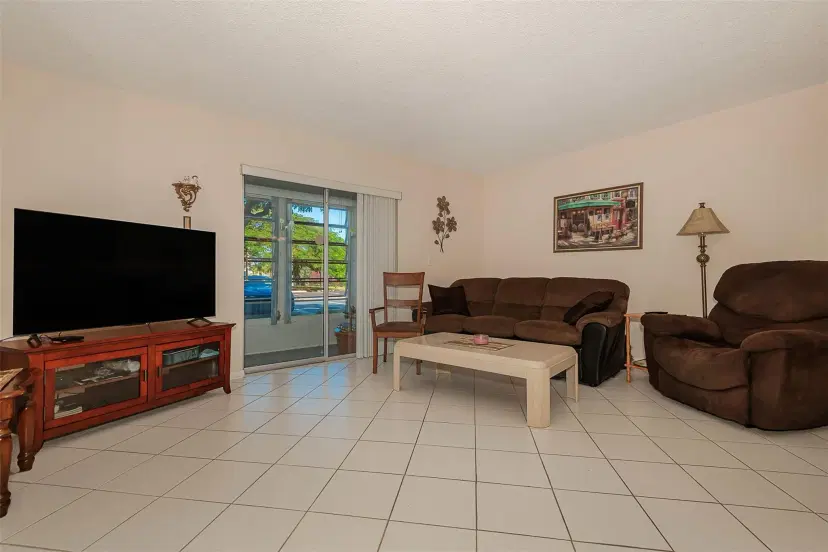 Picture of 4770 NW 21St St 105, Lauderhill FL 33313