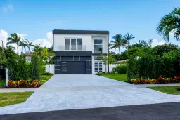 Picture of 827 N Lake Avenue N, Delray Beach, FL 33483