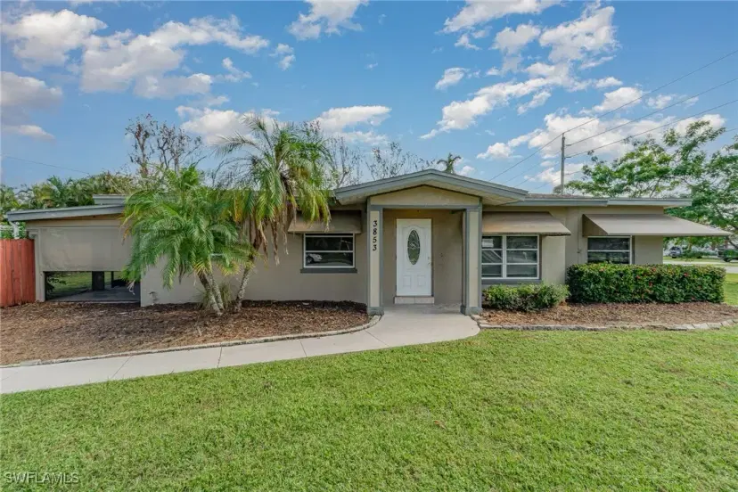 Picture of 3853 Lake St, Fort Myers FL 33901