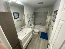 Picture of 5200 NE 24Th Ter C212, Fort Lauderdale, FL 33308