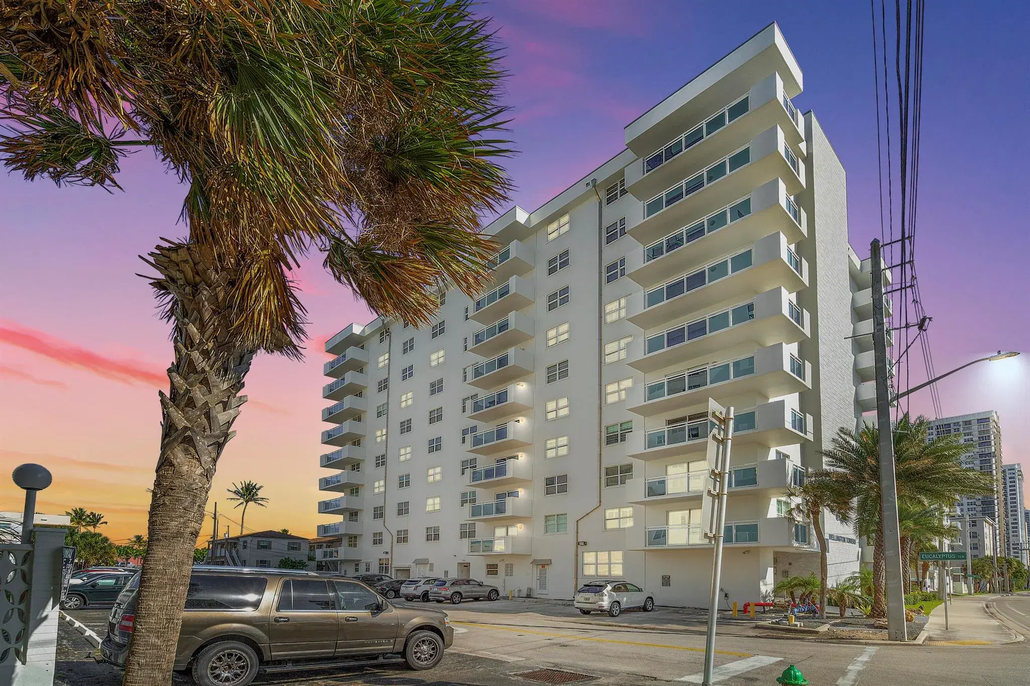 Picture of 1701 S Ocean Drive 903, Hollywood, FL 33019