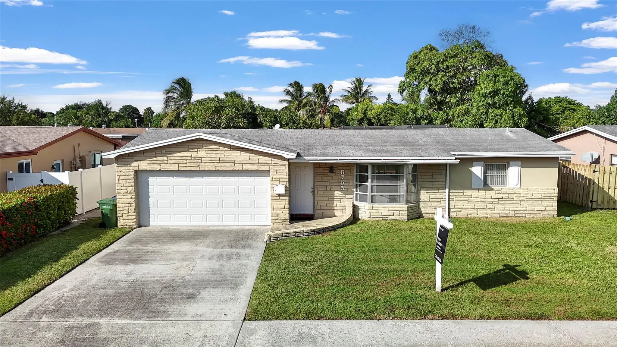 Picture of 6755 NW 1St St, Margate, FL 33063