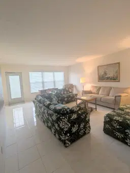 Picture of 313 Wellington M, West Palm Beach, FL 33417