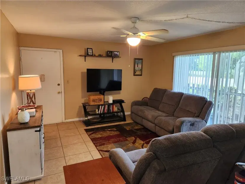 Picture of 194 Joel Blvd 2, Lehigh Acres FL 33936