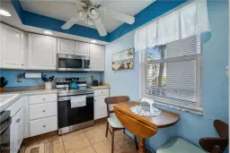 Picture of 1700 Pine Valley Dr 208, Fort Myers, FL 33907