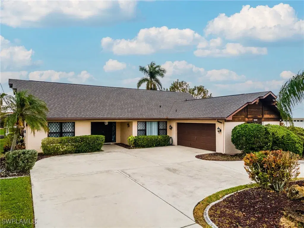 Picture of 2523 SE 24Th Pl, Cape Coral, FL 33904