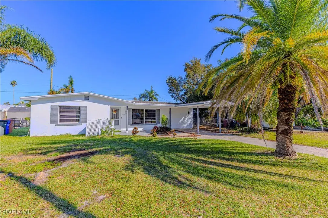 Picture of 1637 Winkler Ave, Fort Myers, FL 33901