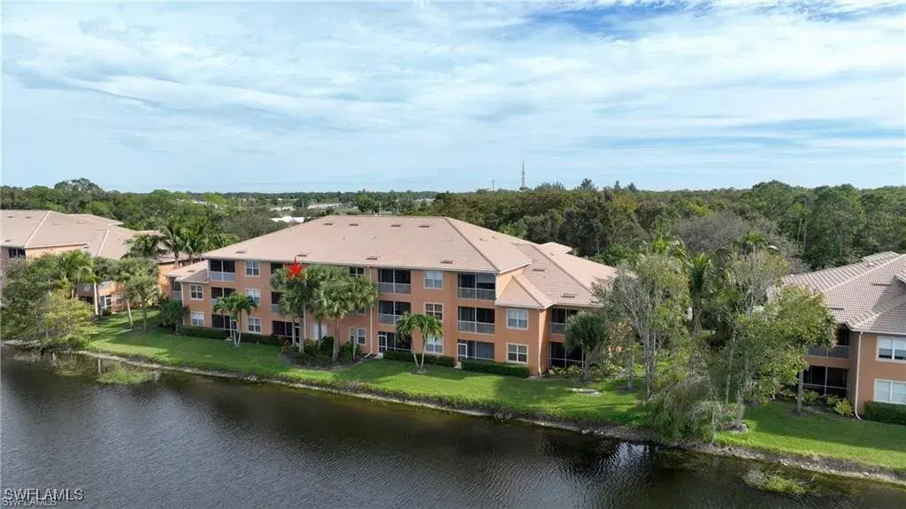 Picture of 9621 Spanish Moss Way 3833, Bonita Springs, FL 34135