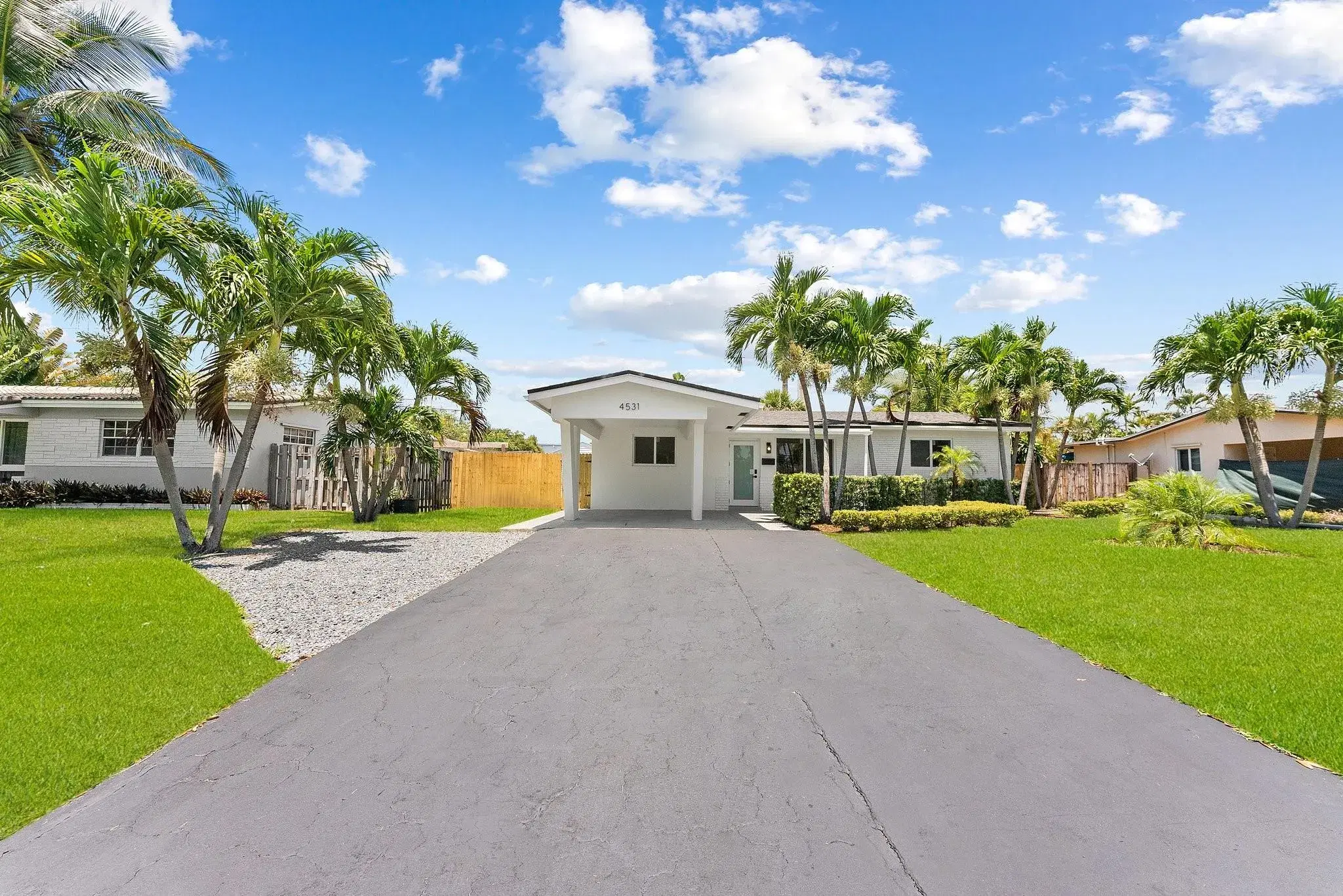 Picture of 4531 NE 13Th Ave, Oakland Park, FL 33334