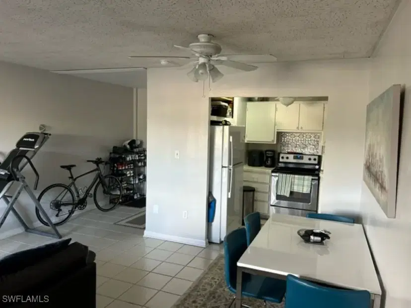 Picture of 2350 W 1St St 205, Fort Myers FL 33901