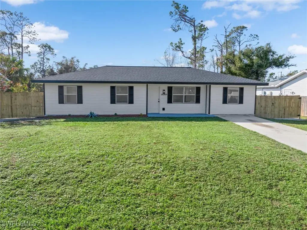 Picture of 18289 Eblis Ave, Port Charlotte, FL 33948