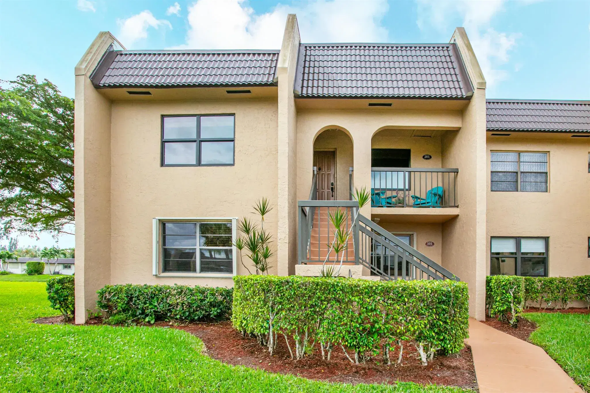 Picture of 130 Lake Nancy Drive 101, West Palm Beach, FL 33411