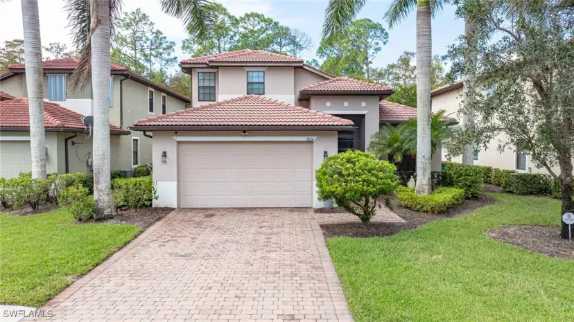 Picture of 7874 Bucks Run Dr, Naples FL 34120