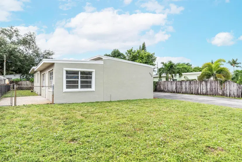 Picture of 3308 SW 14Th Street, Fort Lauderdale FL 33312