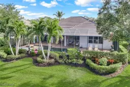 Picture of 21572 Oaks Of Estero Cir, Estero, FL 33928