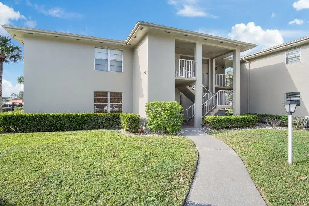 Picture of 30 Lake Vista Trail 206, Port St Lucie, FL 34952