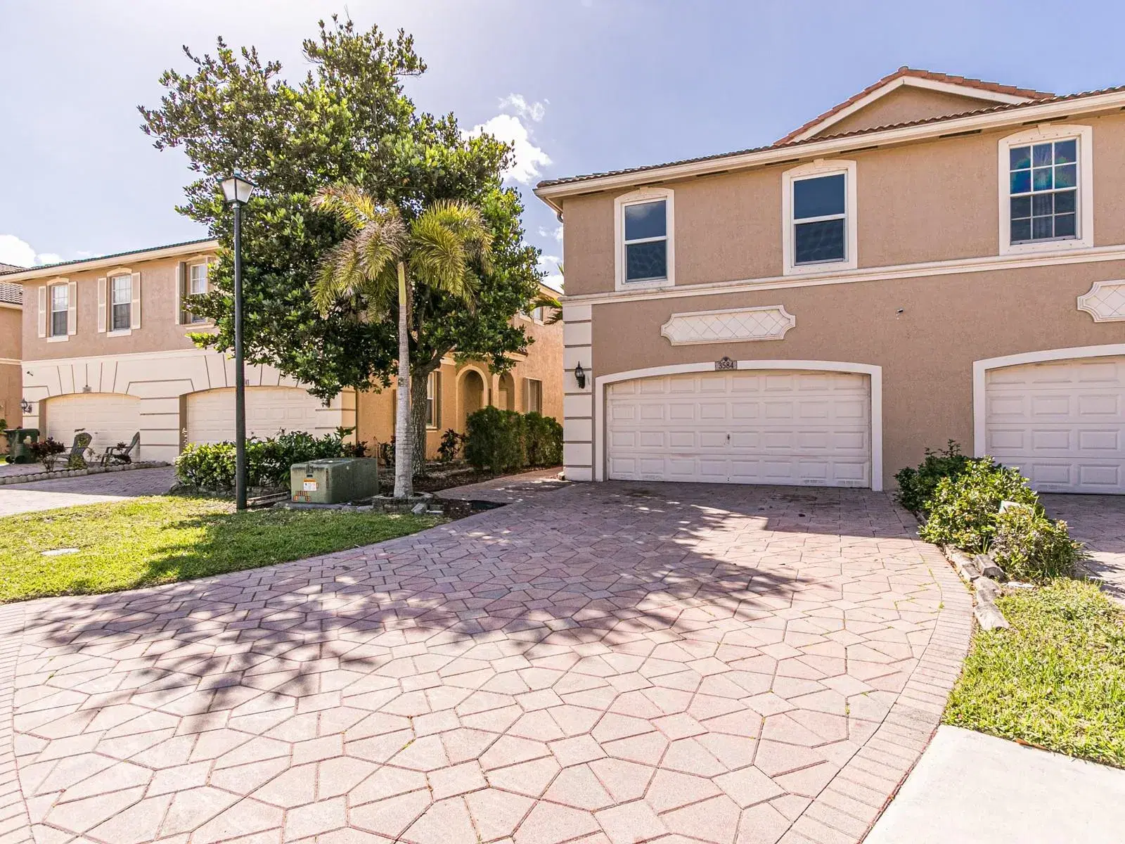 Picture of 3584 Lakewood Pl 3584, Coconut Creek, FL 33073