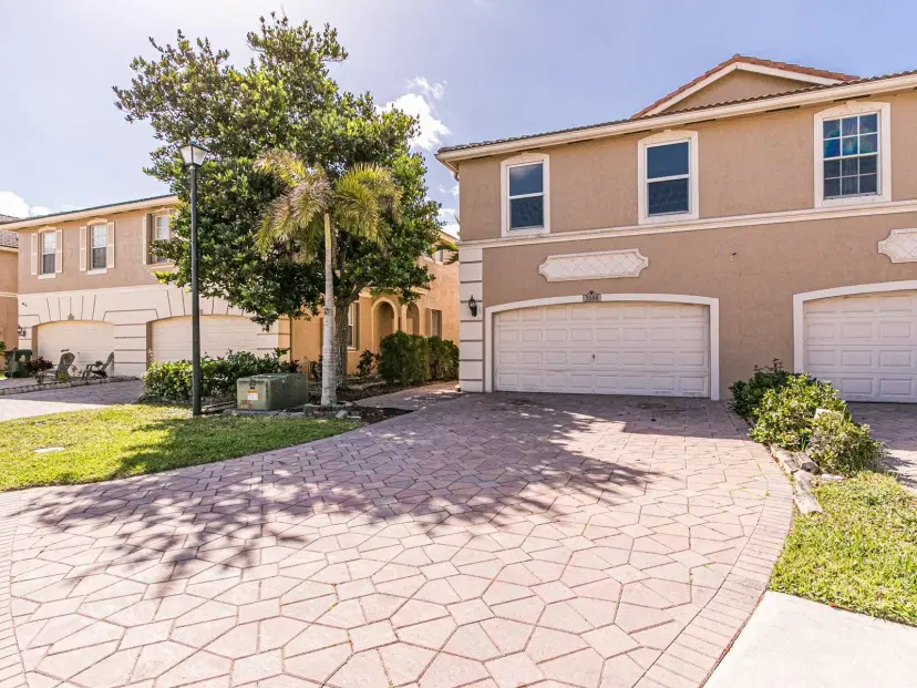 Picture of 3584 Lakewood Pl 3584, Coconut Creek FL 33073