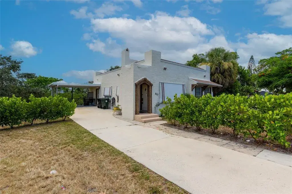 Picture of 827 N A St, Lake Worth Beach, FL 33460