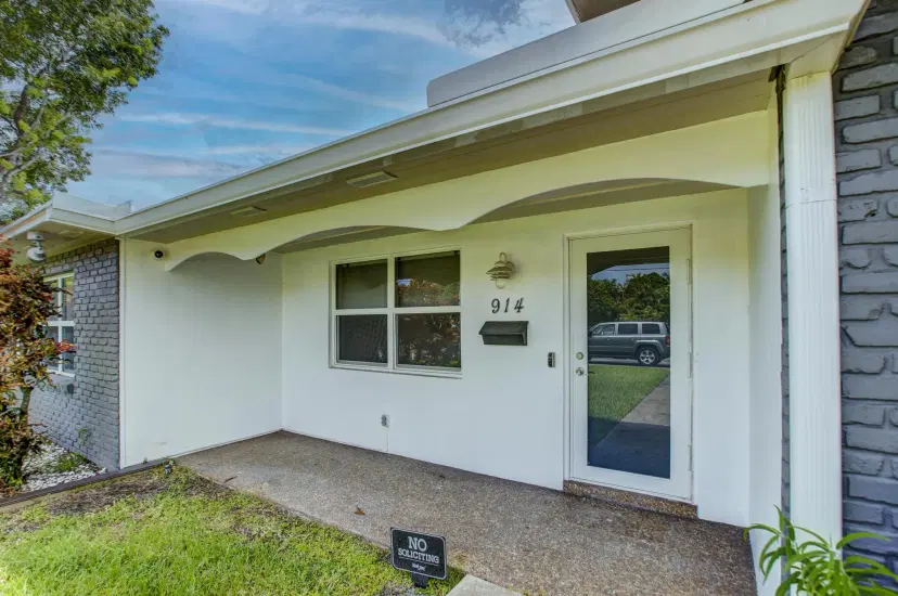 Picture of 914 NE 2Nd Street, Pompano Beach FL 33060