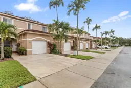 Picture of 7630 S S Southwood Cir 7630, Davie, FL 33328