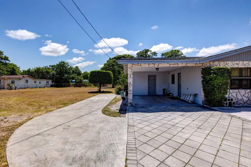 Picture of 2609 Avenue J, Fort Pierce FL 34947