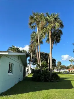 Picture of 16991 Carolyn Ln, North Fort Myers, FL 33917