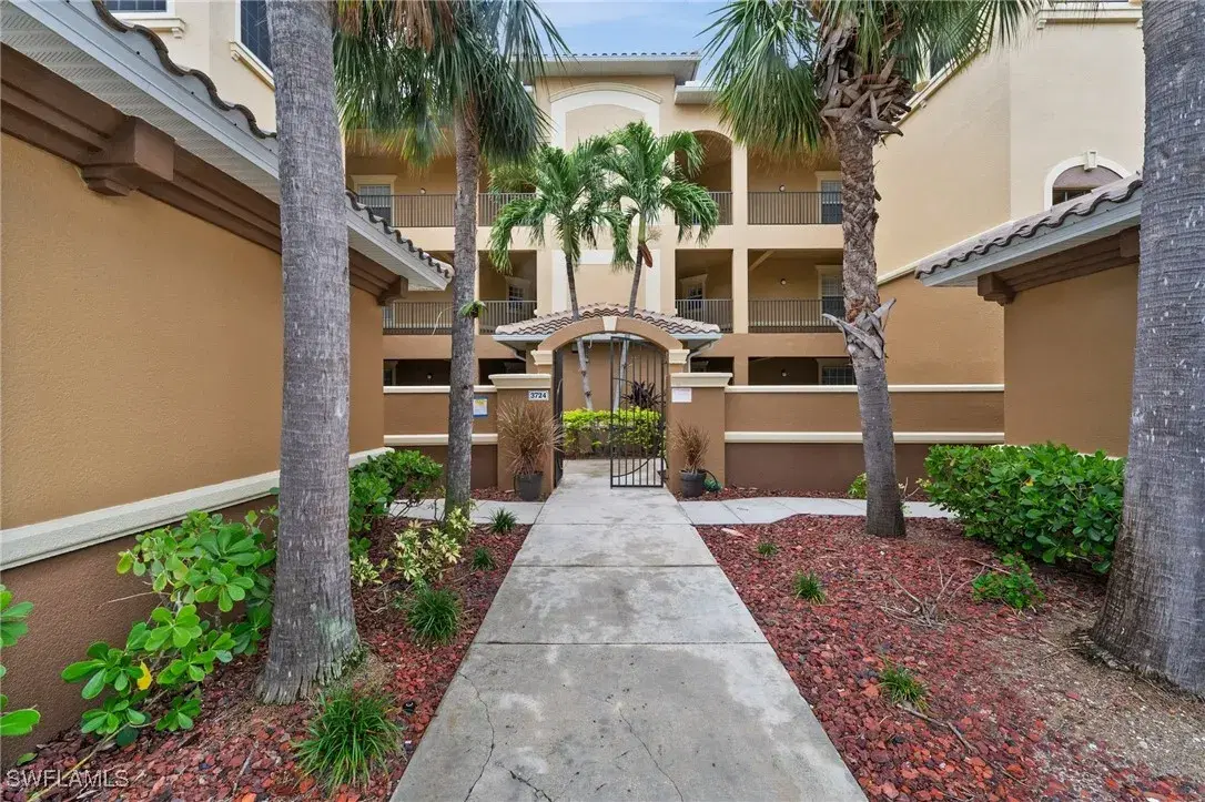 Picture of 3724 Agualinda Blvd 102, Cape Coral, FL 33914