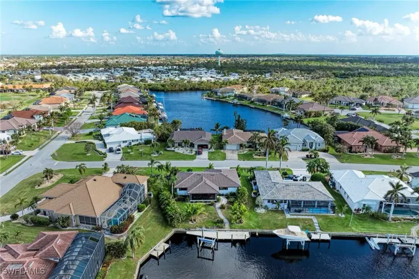 Picture of 376 Portofino Dr, Punta Gorda FL 33950