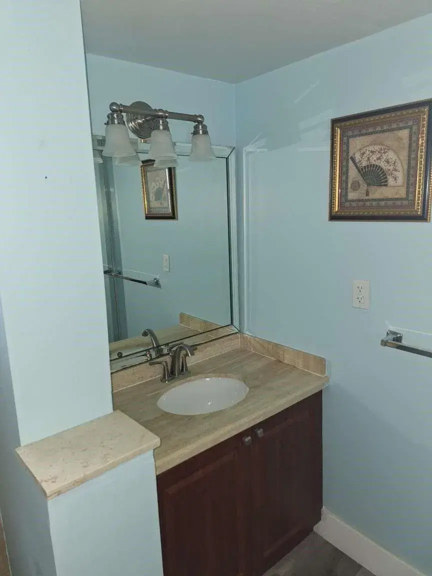 Picture of 3600 NE 170Th St 102, North Miami Beach, FL 33160