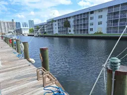 Picture of 3600 NE 170Th St 102, North Miami Beach, FL 33160