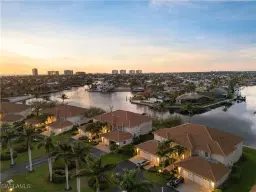 Picture of 218 Waterway Ct 4-202, Marco Island, FL 34145