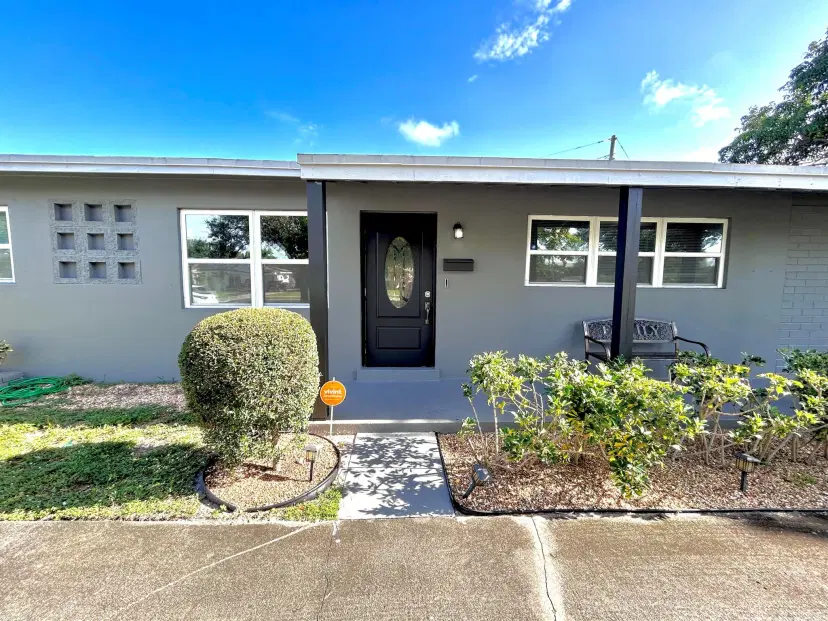 Picture of 454 Flagler Boulevard, Lake Park FL 33403