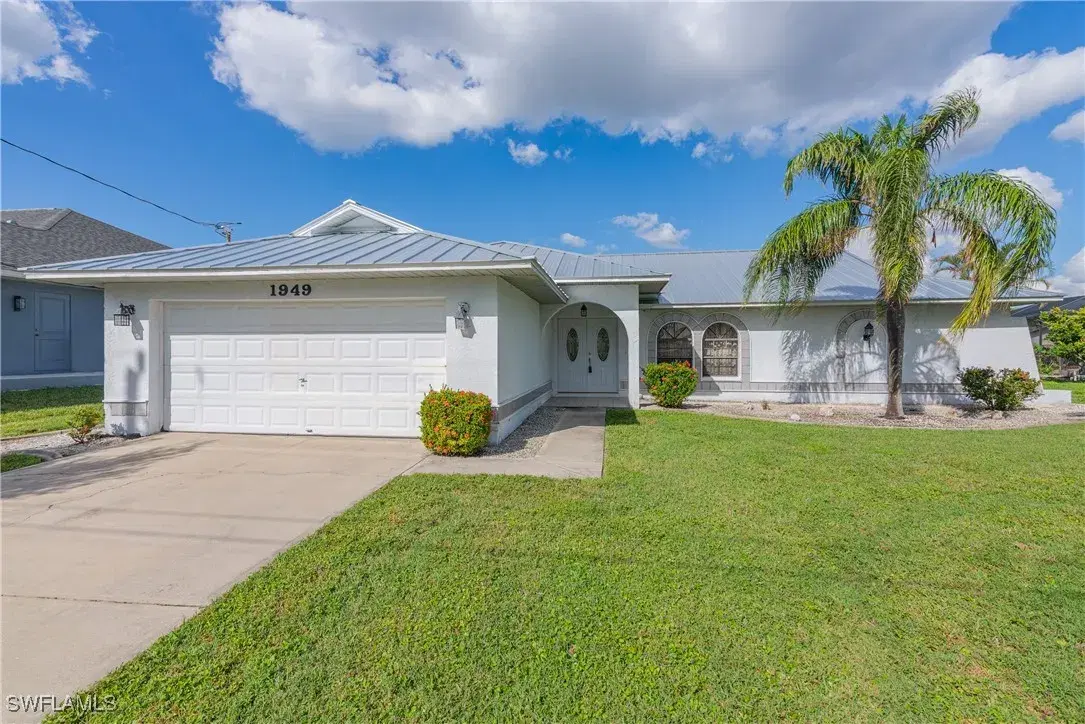 Picture of 1949 SE 31St St, Cape Coral, FL 33904