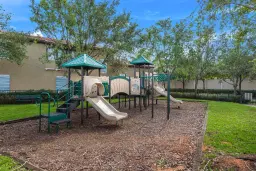 Picture of 1424 SW 147Th Ave 1424, Pembroke Pines, FL 33027