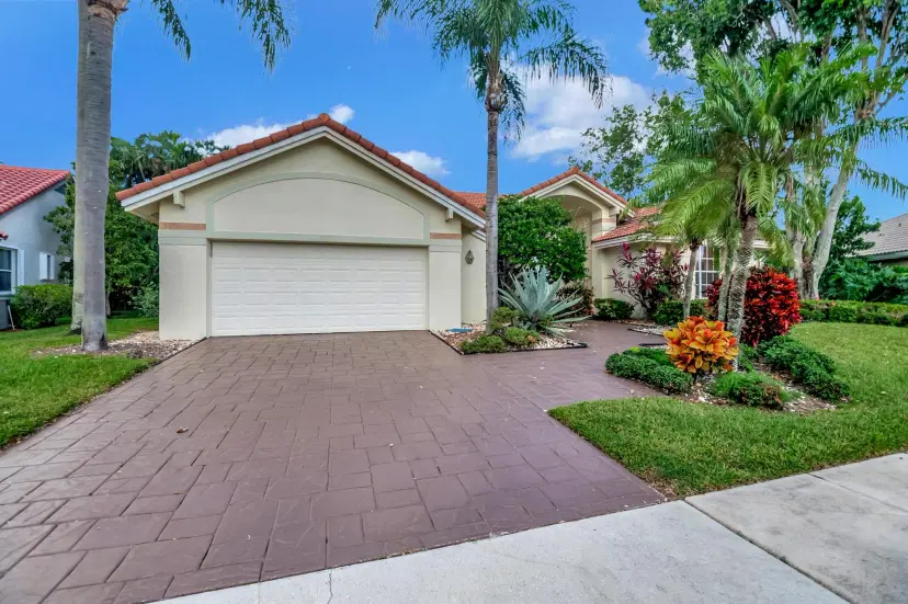 Picture of 7924 Dorchester Road, Boynton Beach FL 33472