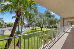 Picture of 2244 Winkler Ave 213, Fort Myers, FL 33901