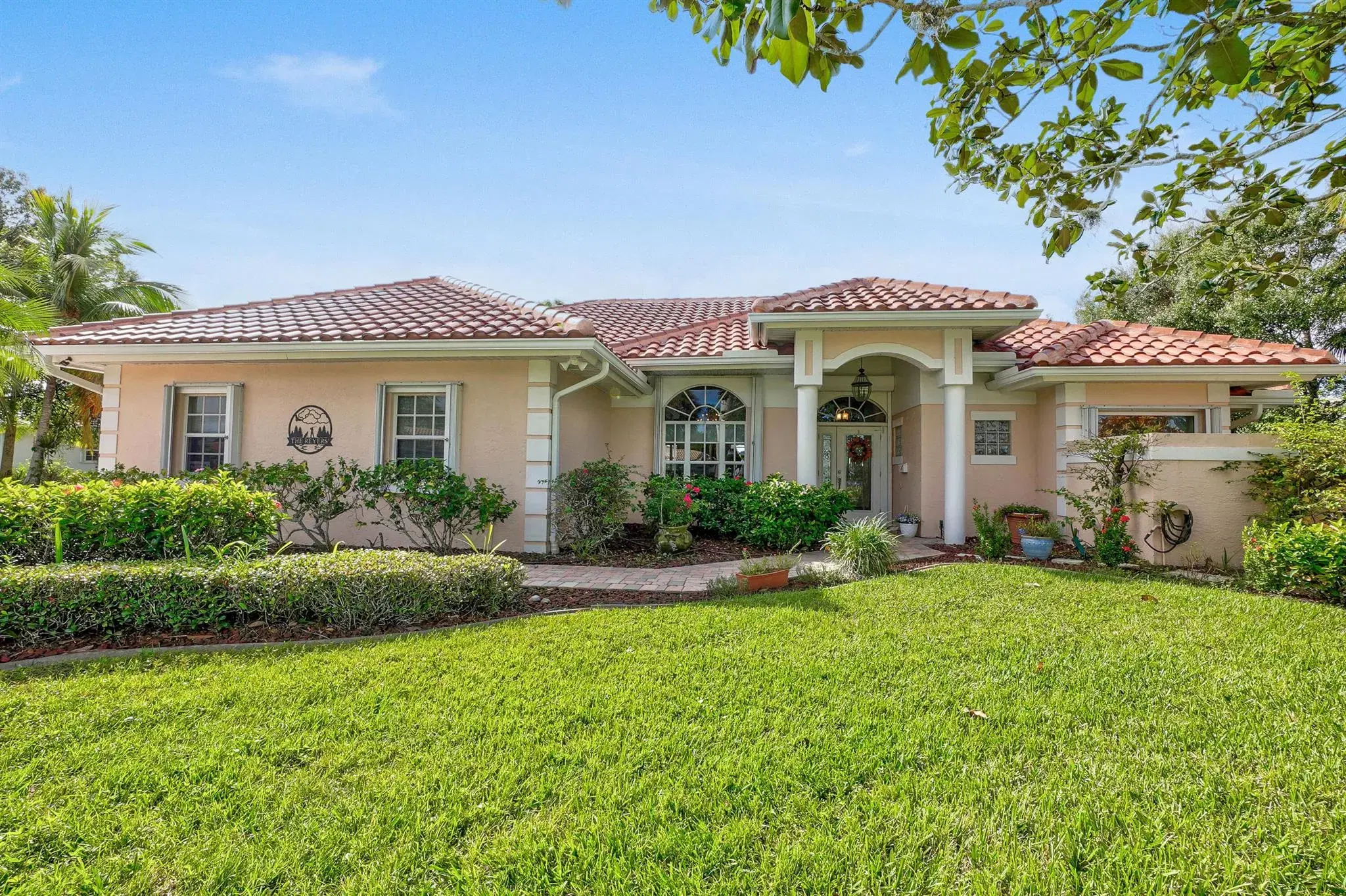 Picture of 8137 SE Double Tree Drive, Hobe Sound, FL 33455