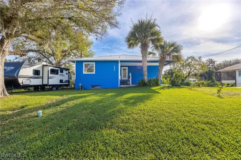 Picture of 333 N Missouri St, Labelle FL 33935