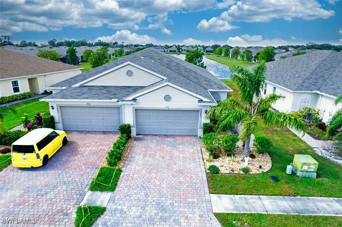 Picture of 10673 Crossback Ln, Lehigh Acres, FL 33936