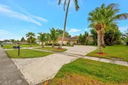 Picture of 12668 Westport Circle, Wellington, FL 33414