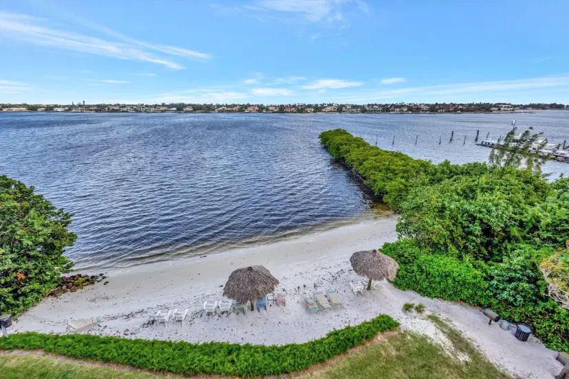 Picture of 1200 Scotia Drive 502, Hypoluxo FL 33462