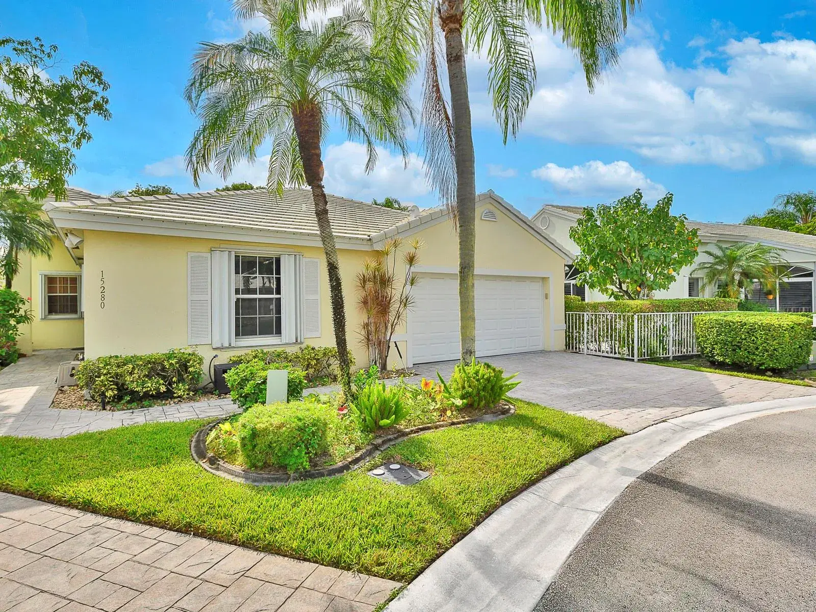 Picture of 15280 Wilshire Ct, Pembroke Pines, FL 33027