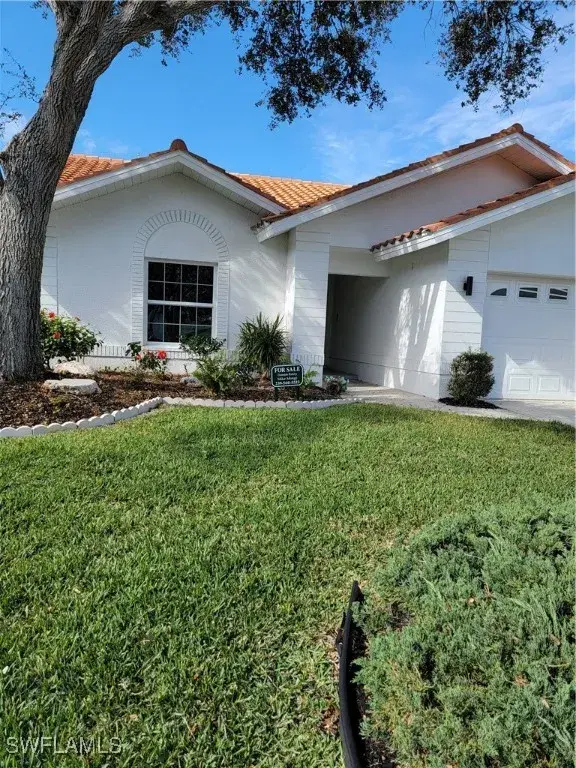 Picture of 16296 Kelly Woods Dr, Fort Myers FL 33908