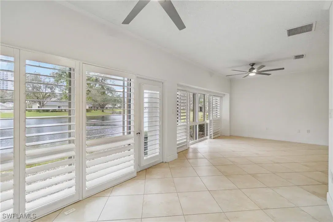 Picture of 604 Arbor Lake Dr 6-103, Naples, FL 34110