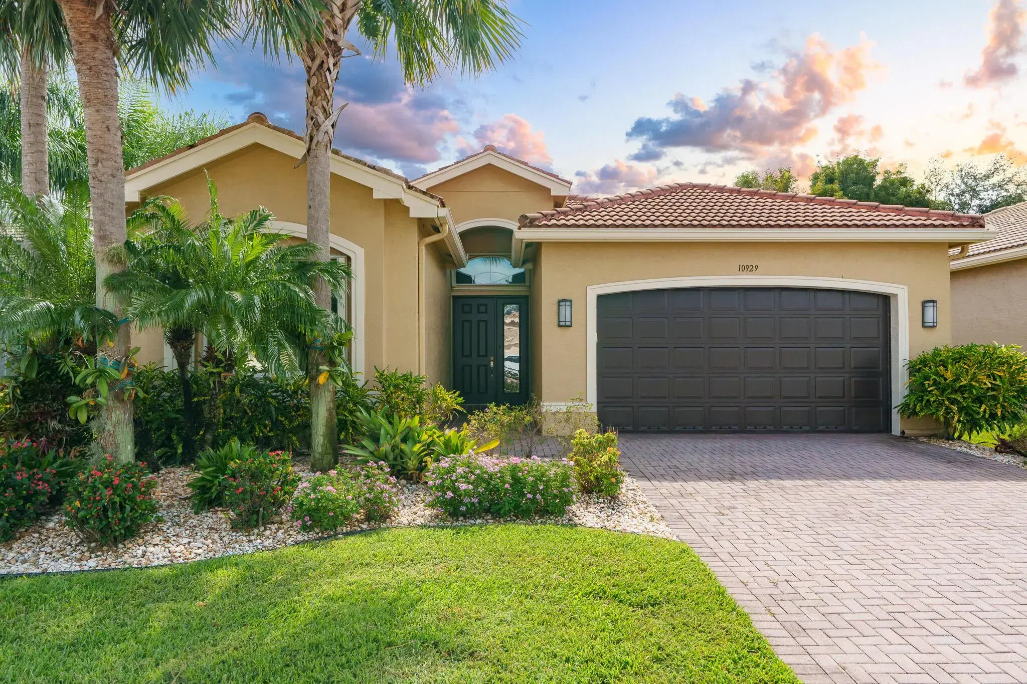 Picture of 10929 Carmelcove Circle, Boynton Beach, FL 33473