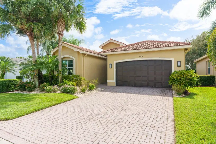 Picture of 10929 Carmelcove Circle, Boynton Beach FL 33473