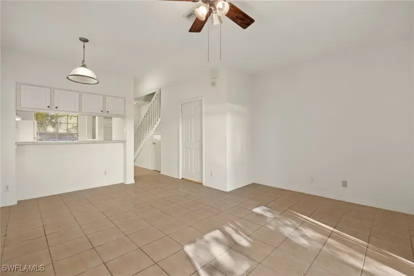 Picture of 8261 Pacific Beach Dr, Fort Myers FL 33966