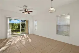 Picture of 8261 Pacific Beach Dr, Fort Myers, FL 33966