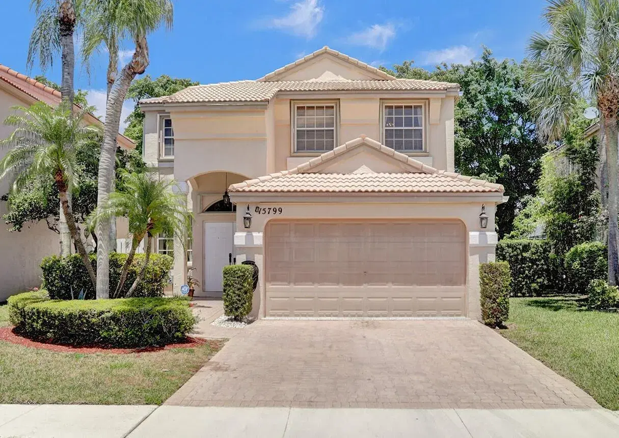 Picture of 15799 NW 4 Street, Pembroke Pines, FL 33028